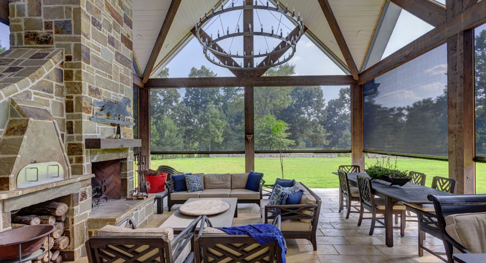 MotionScreen™ Oklahoma City, Motorized Patio Screens